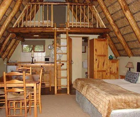 Ko-Ka Tsara Bushcamp Hotell Beaufort West Eksteriør bilde